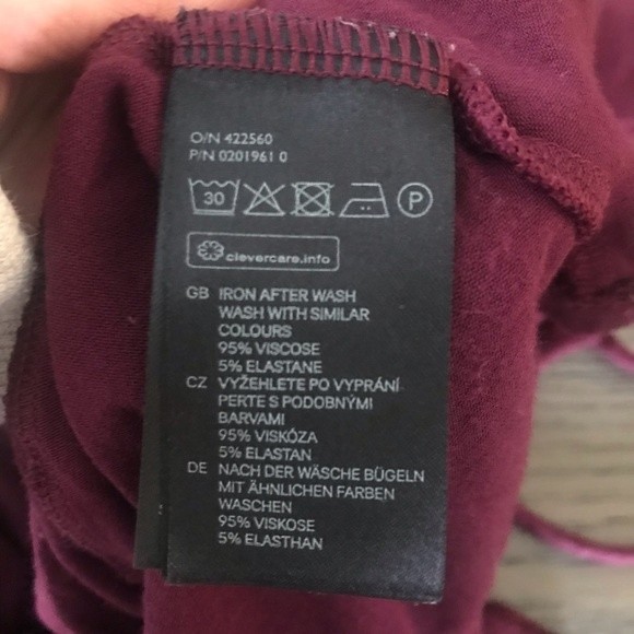 H&M Burgundy Red Sleeveless Cinched Waist Dress - Small - Picture 6 of 7